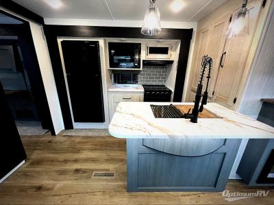 2027 Forest River Puma — photo 9 view