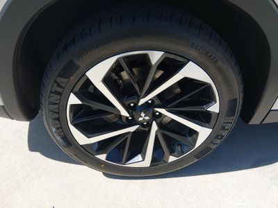 2024 Mitsubishi Outlander - Photo 10