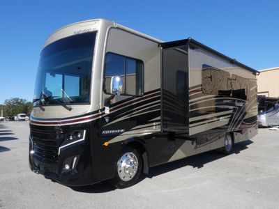 2026 Fleetwood Bounder - Photo 2