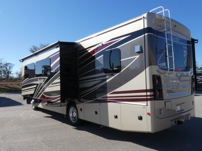 2026 Fleetwood Bounder - Photo 3