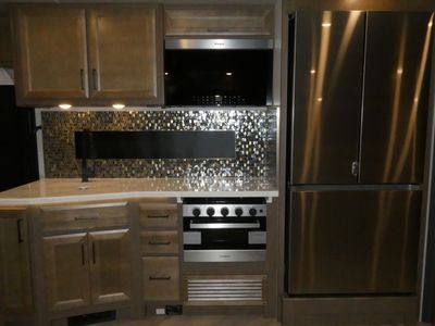 2026 Fleetwood Bounder - Photo 7