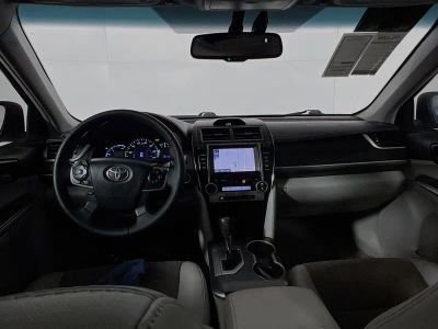2014 Toyota Camry Hybrid — photo 27 view