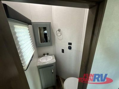2020 Keystone RV Fuzion - Photo 26