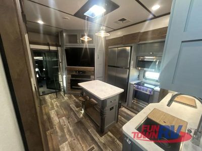 2020 Keystone RV Fuzion - Photo 17