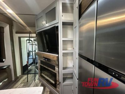2020 Keystone RV Fuzion - Photo 23