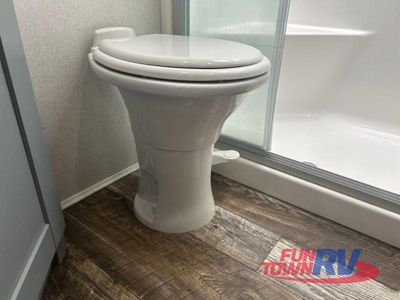2020 Keystone RV Fuzion - Photo 38