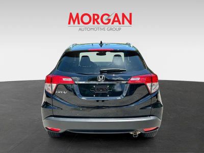 2022 Honda HR-V — engine compartment view