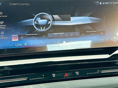 2026 BMW 5 Series — photo 13 view
