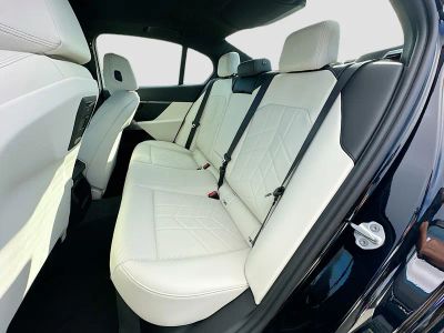 2026 BMW 5 Series — photo 19 view