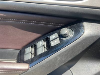 2018 Mazda MAZDA3 - Photo 13