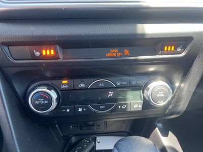 2018 Mazda MAZDA3 - Photo 10