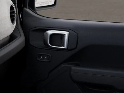2026 Jeep Wrangler — photo 25 view