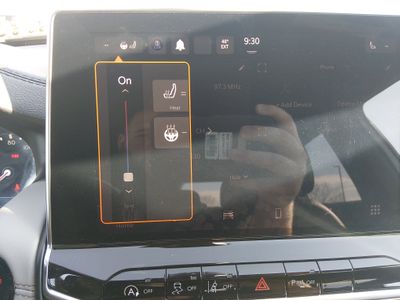 2023 Jeep Compass - Photo 17