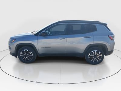 2023 Jeep Compass - Photo 4
