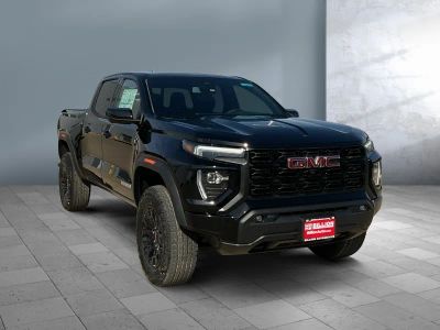 2026 GMC Canyon — photo 8 view