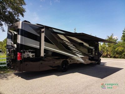 2024 Thor Motor Coach Pasadena — photo 38 view