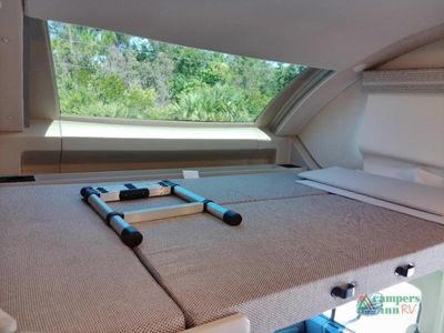 2024 Thor Motor Coach Pasadena — photo 44 view