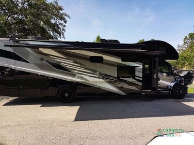 2024 Thor Motor Coach Pasadena — photo 39 view