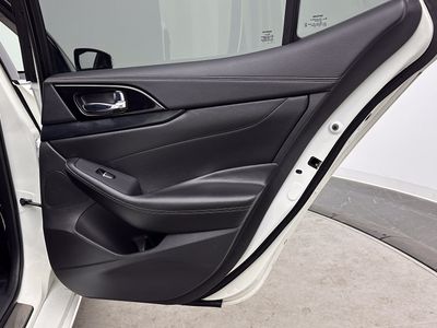 2023 Nissan Maxima - Photo 31