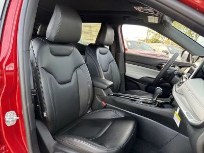 2026 Jeep Compass — photo 27 view