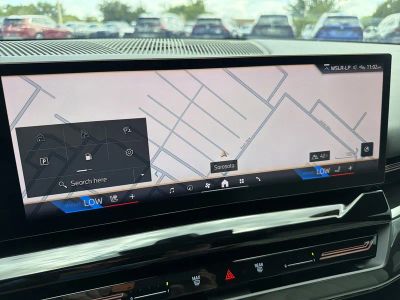 2024 BMW 5 Series — photo 26 view