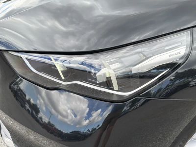2024 BMW 5 Series — photo 9 view