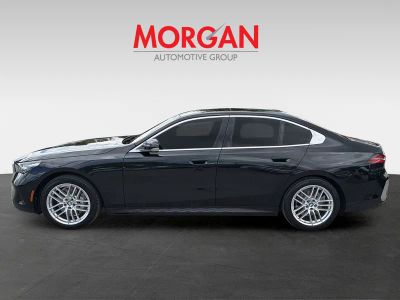 2024 BMW 5 Series — photo 7 view