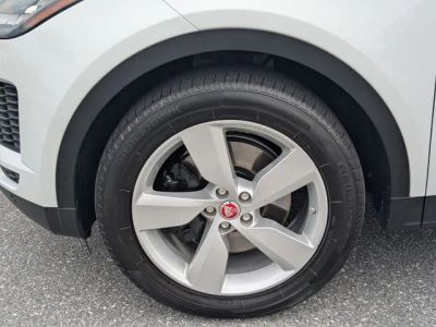 2018 Jaguar E-PACE — photo 10 view