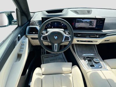 2025 BMW X7 — photo 18 view