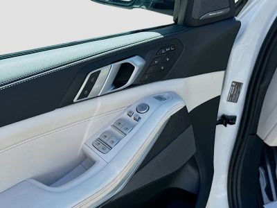 2025 BMW X7 — photo 25 view