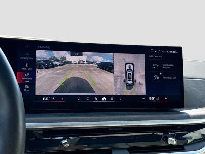 2025 BMW X7 — photo 36 view