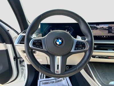 2025 BMW X7 — photo 42 view