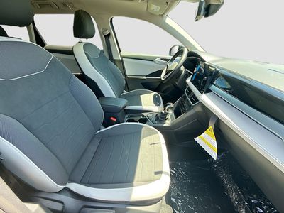 2026 Volkswagen Taos - Photo 23