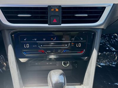 2026 Volkswagen Taos - Photo 14