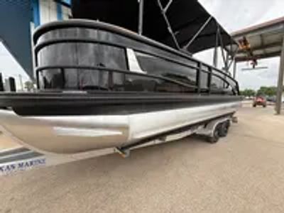 2026 Barletta Lusso L25UC - Photo 3