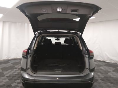 2024 Nissan Rogue - Photo 11