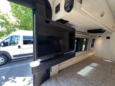2025 Winnebago TRAVATO — photo 11 view