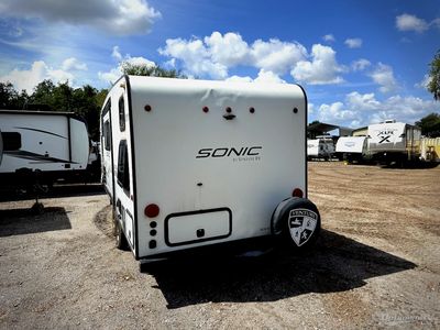 2020 Venture RV Sonic - Photo 3