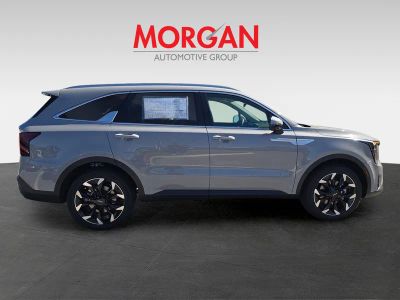 2026 Kia Sorento — photo 9 view