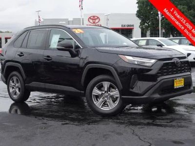2024 Toyota RAV4 — photo 7 view