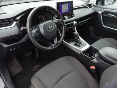2024 Toyota RAV4 — photo 14 view