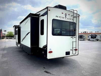 2021 Keystone Montana - Photo 3