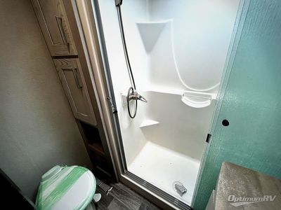 2021 Keystone Montana - Photo 24