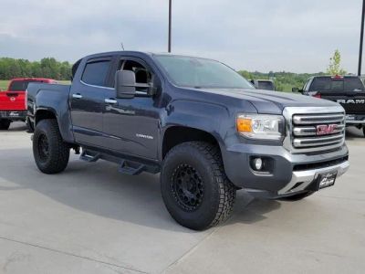 2017 GMC Canyon — interior view