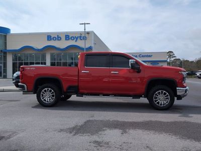 2024 Chevrolet Silverado 2500HD - Photo 2
