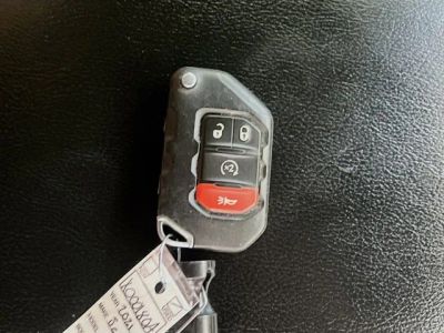 2021 Jeep Wrangler — photo 32 view