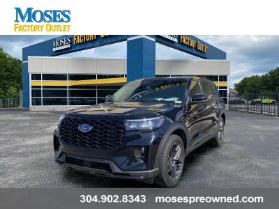 2025 Ford Explorer ST-Line in Agate Black — front three-quarter view