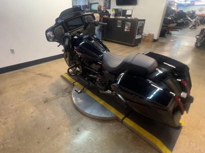 2025 Harley-Davidson FLHX - Street Glide — side profile view