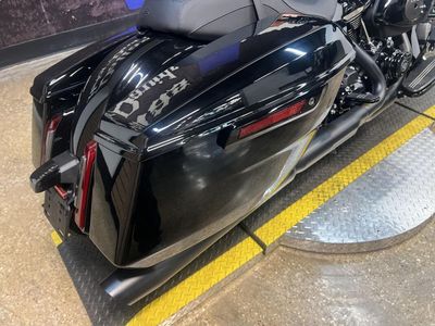 2025 Harley-Davidson FLHX - Street Glide — photo 17 view