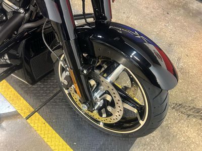 2025 Harley-Davidson FLHX - Street Glide — photo 11 view